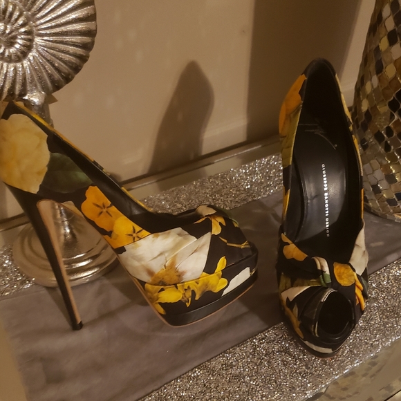 Giuseppe Zanotti Platform Peeptoe - Picture 4 of 7